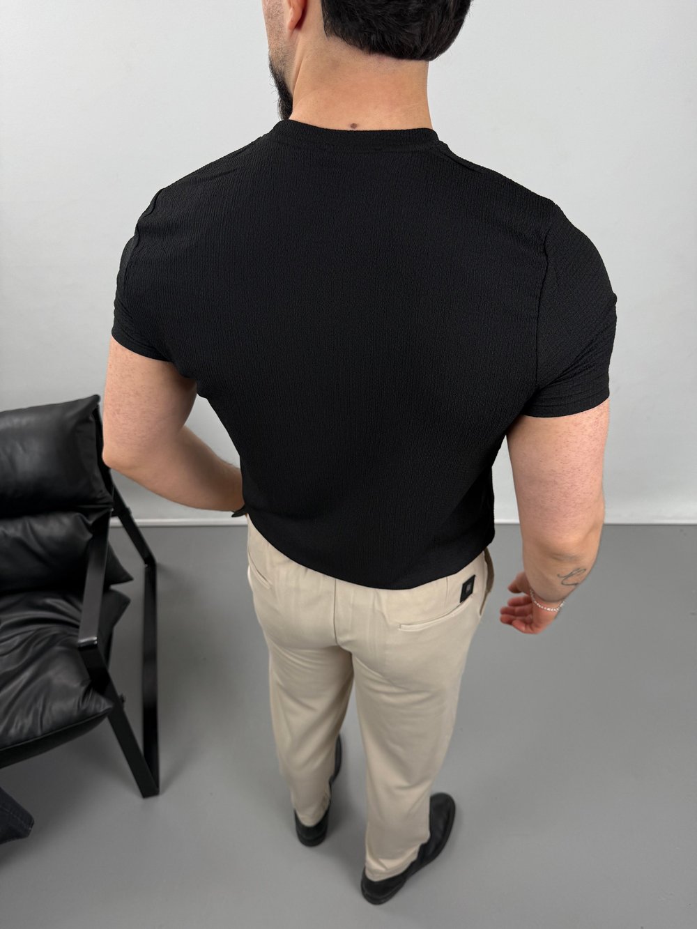 İNDİRİMLİ REGULAR KESİM BASİC TİŞÖRT