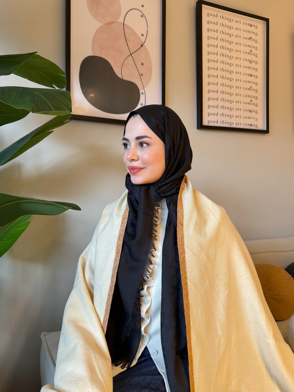 Etro Desen Kaşmir Omuz Şalı -Krem