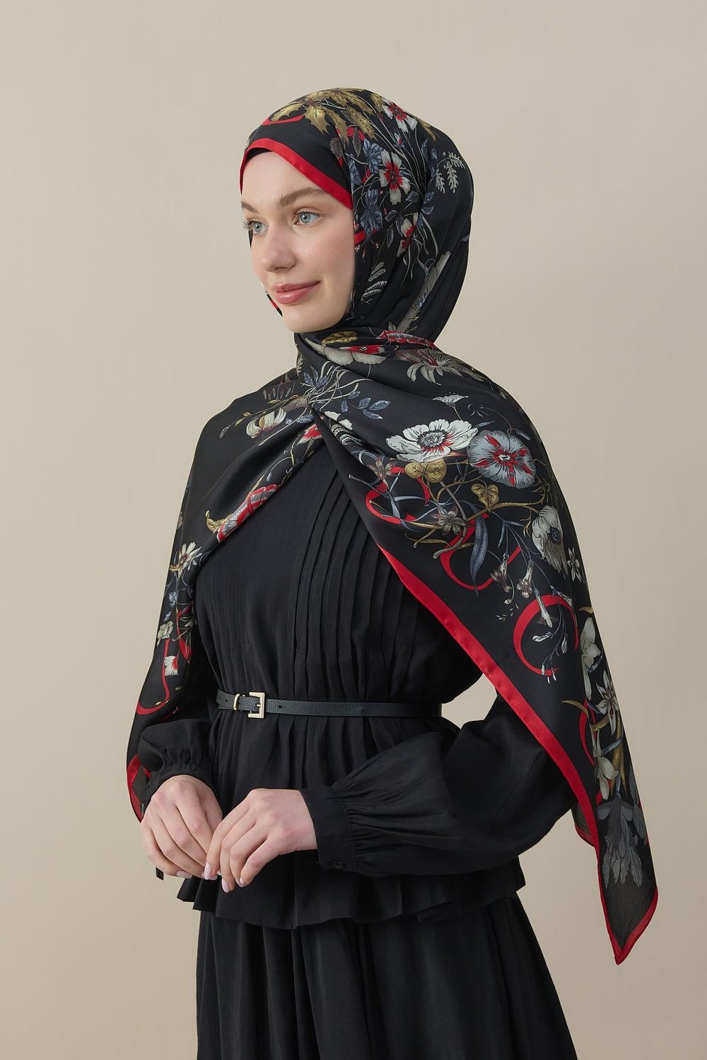 Flora Luxe Vual İpek Şal Siyah Kırmızı