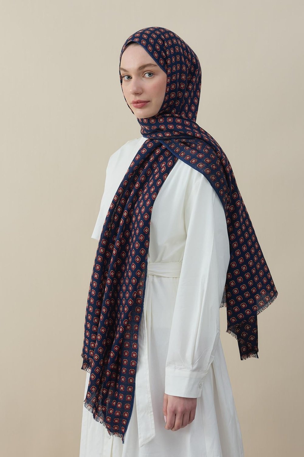Navy Motif Yün İpek Şal Beden;Standart