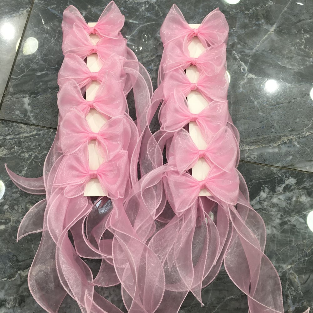 Pembe Organze Kuyruklu Otomatik Toka