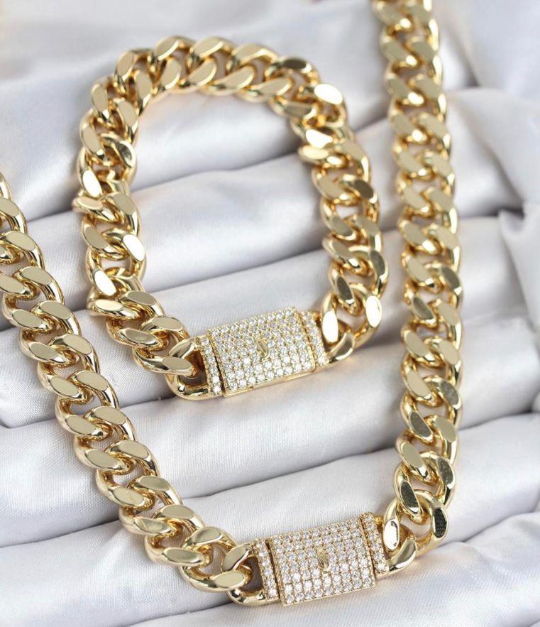 NORA VIP 14K LÜKS TASARIM SET