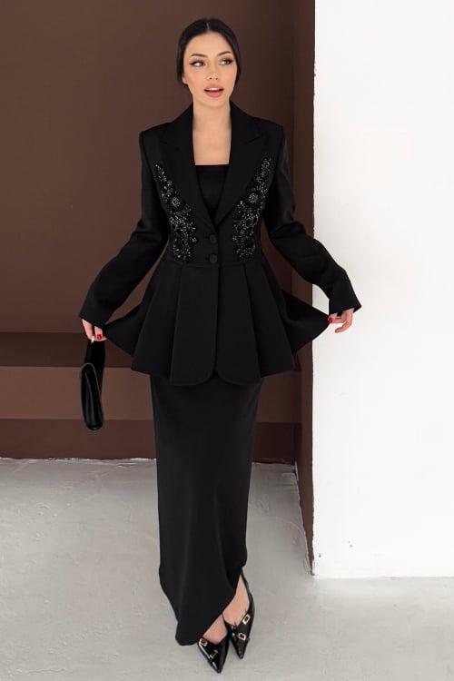 El İşlemeli Volanlı Blazer Etekli İkili Takım