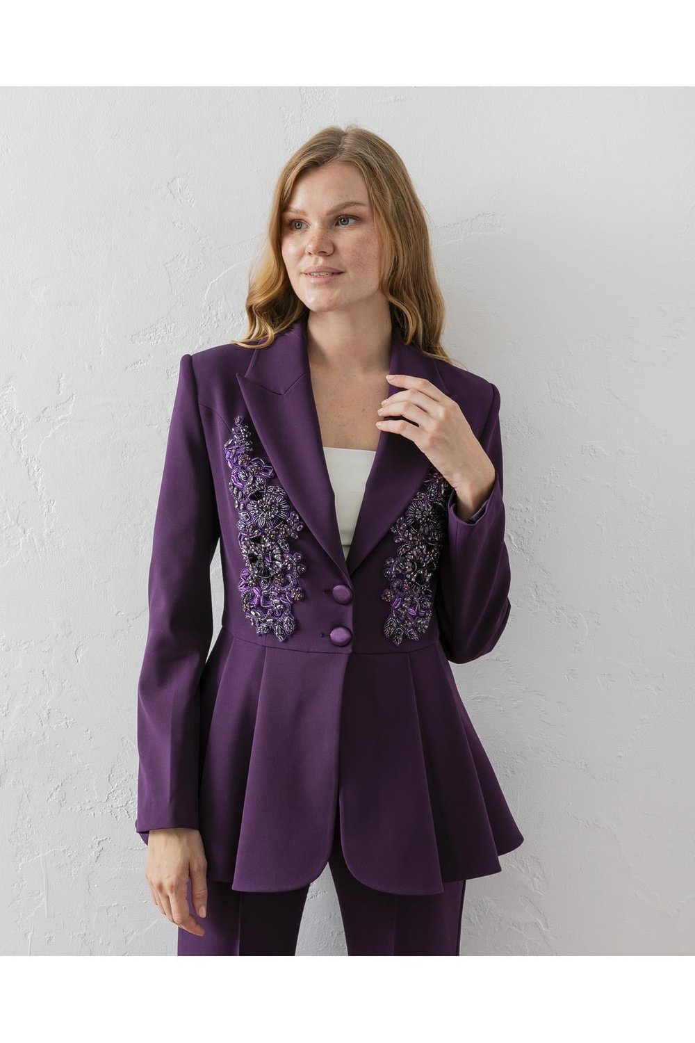 El İşlemeli Volanlı Blazer Pantolonlu İkili Takım