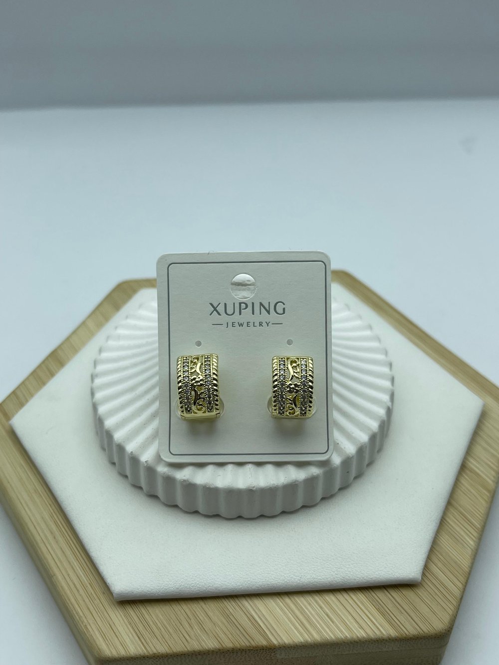 kalın halka hasır taşlı xuping gold küpe 26xpkp246
