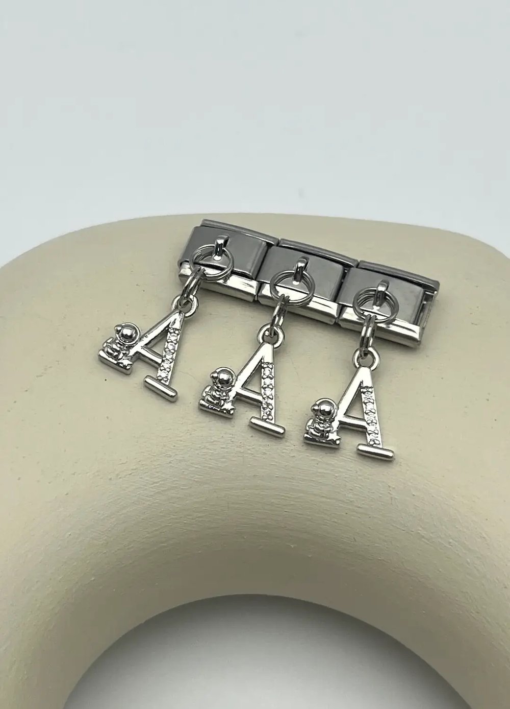 Silver Nomi A Harfli Charm - 25-chrmn162