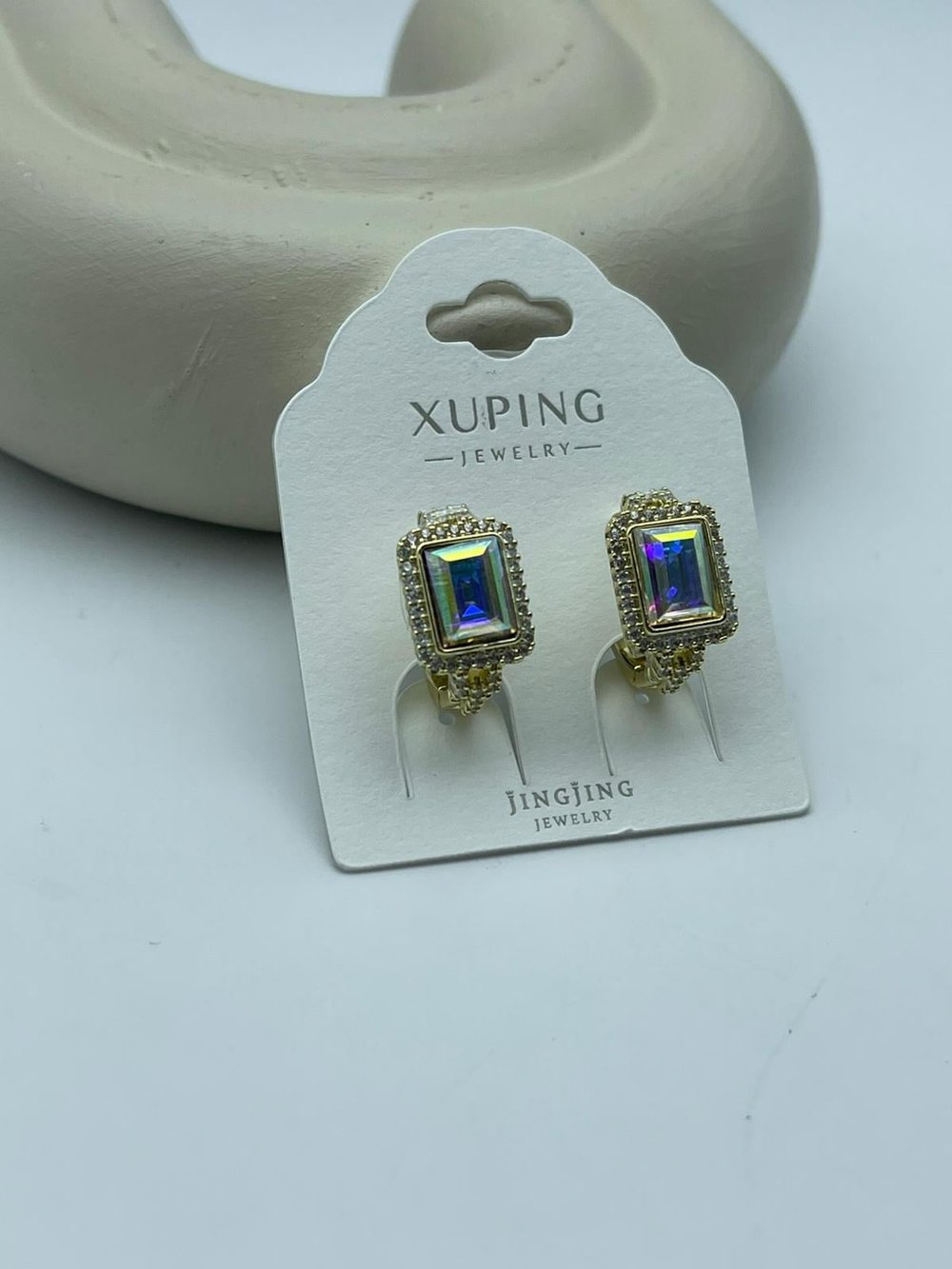 Xuping Büyük Taş Detaylı Gold Çelik Küpe - 26xpkp49