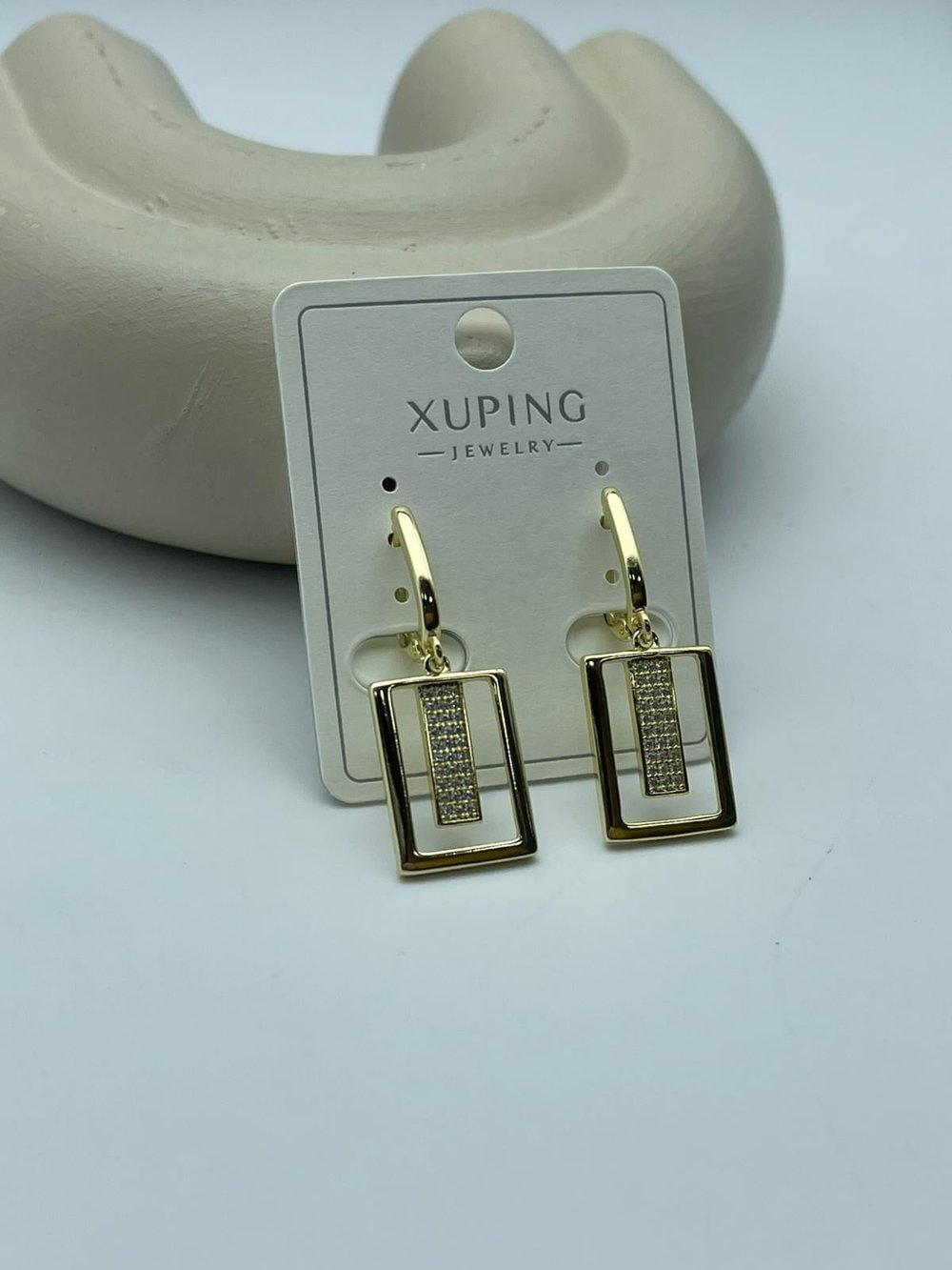 Xuping Taşlı Dikdörtgen Çelik Gold Küpe - 26xpkp55