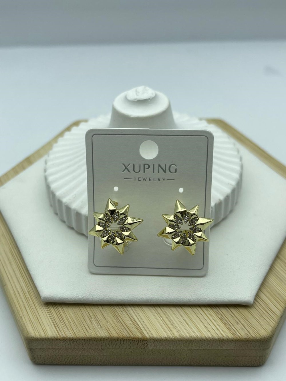 yıldız ortası taşlı xuping gold küpe 26xpkp66