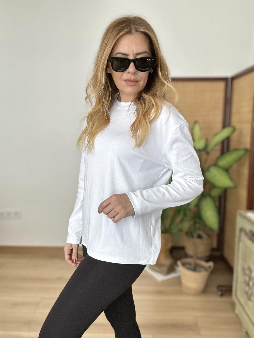 Beyaz Uzun Kollu Tişört S