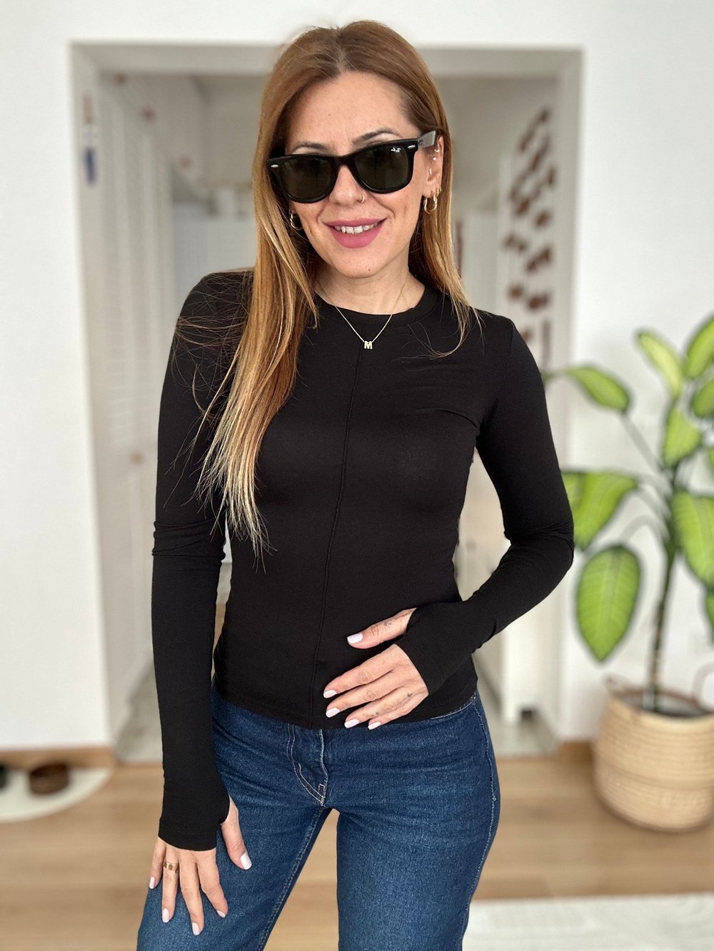 Parmak Detaylı Siyah Badi