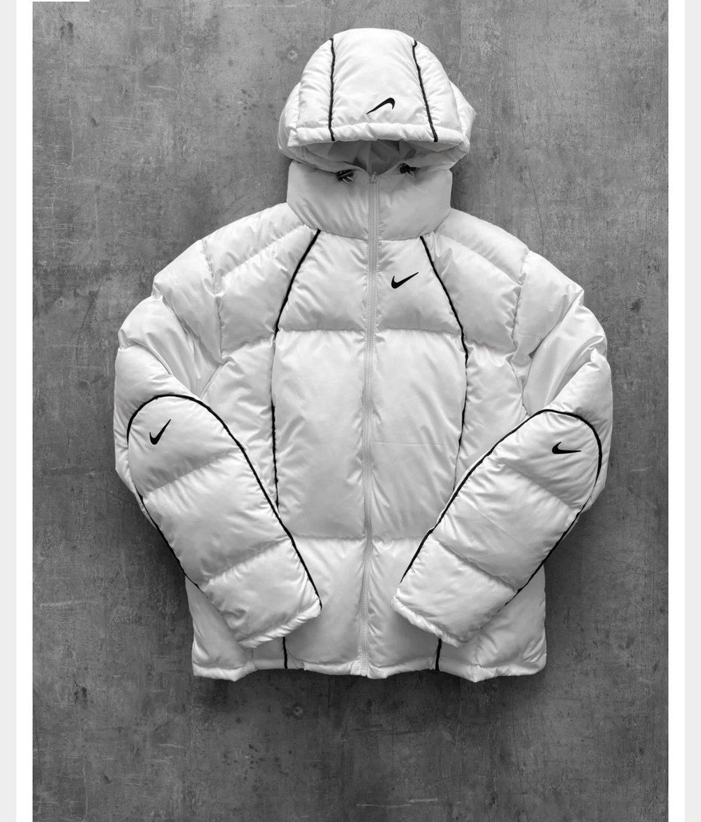 Beyaz Biyeli Nike Mont