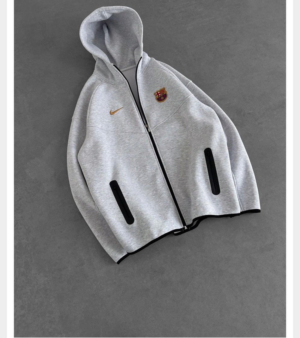 GRİ BARCELONA TECH HIRKA
