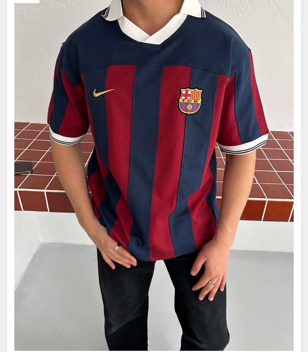 KESİK BARCELONA TSHİRT