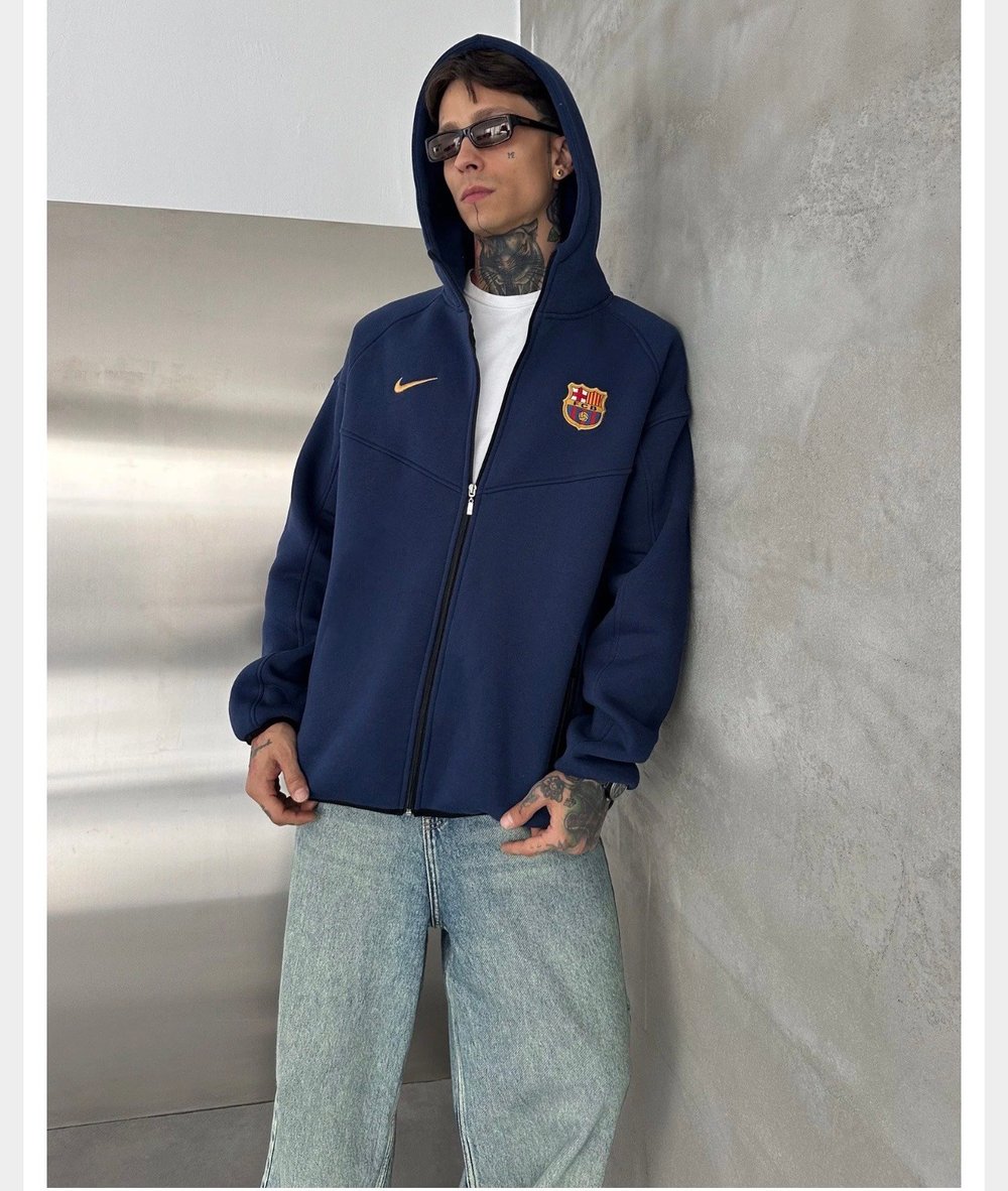 LACİVERT BARCELONA TECH HIRKA