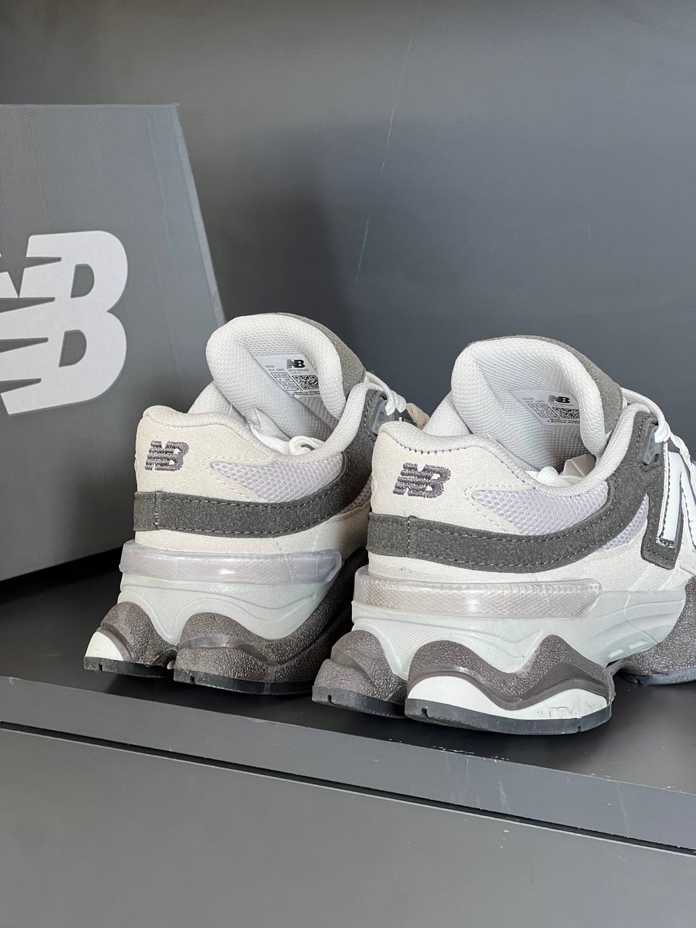 NEW BALANCE 9060 GRİ