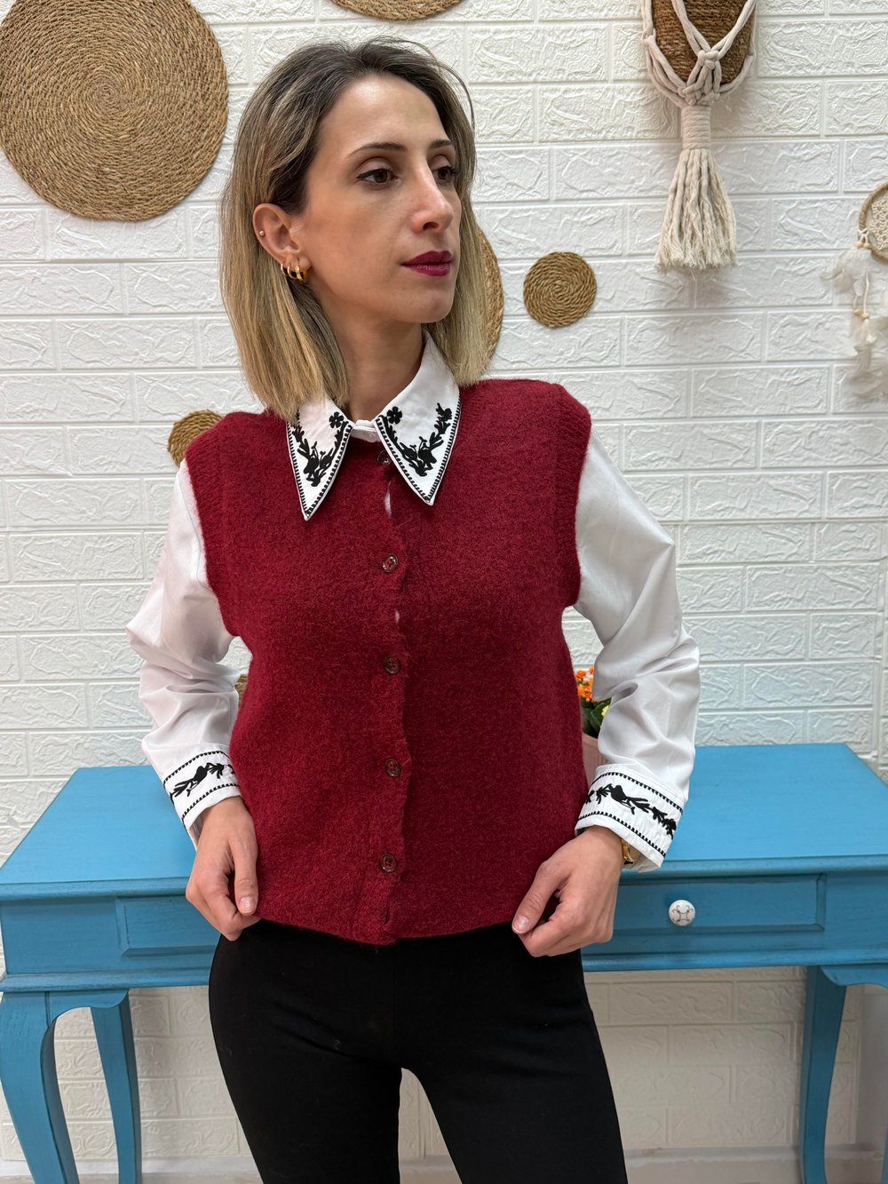 BORDO DÜĞMELİ TRİKO YELEK