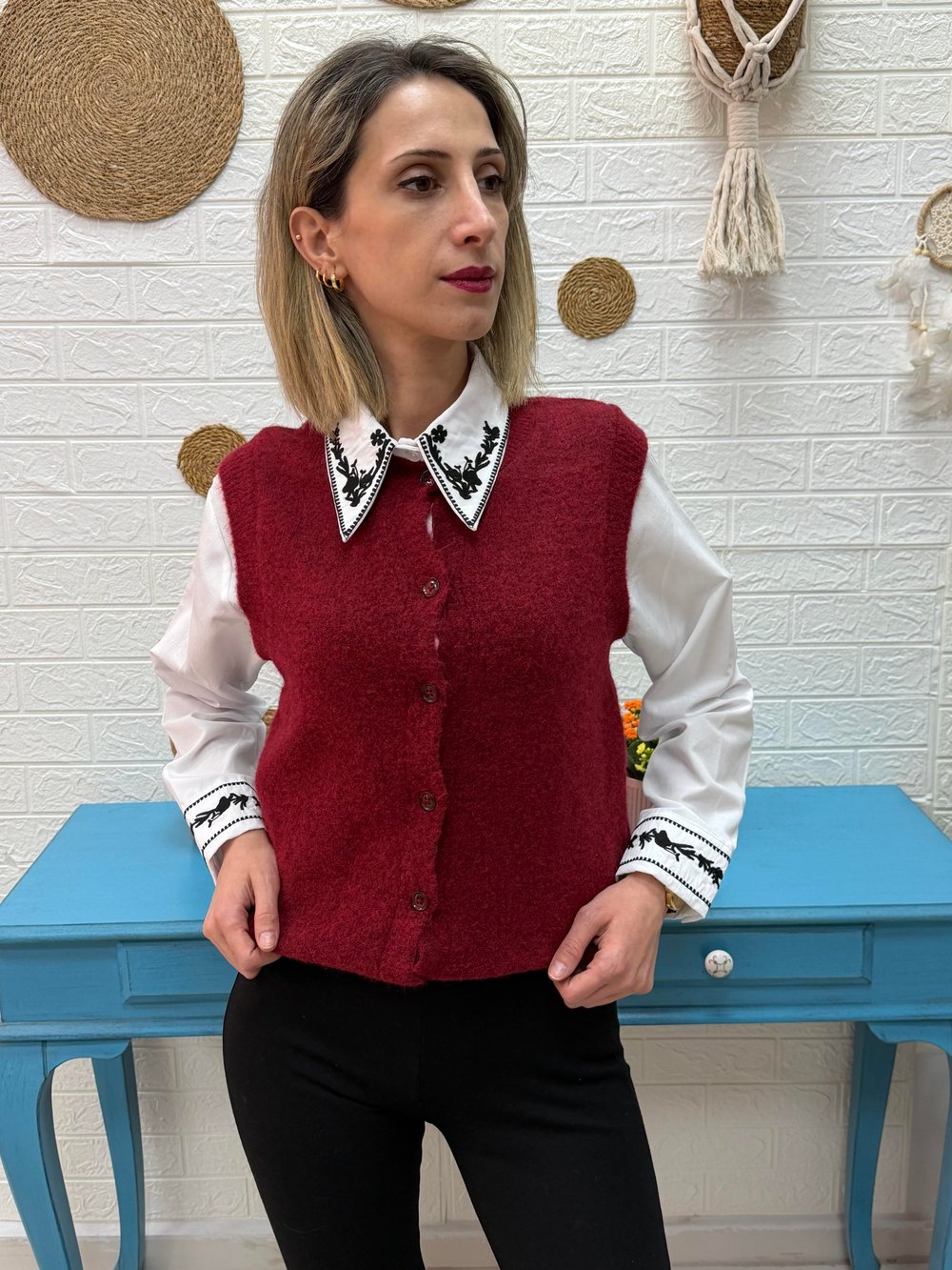 BORDO DÜĞMELİ TRİKO YELEK