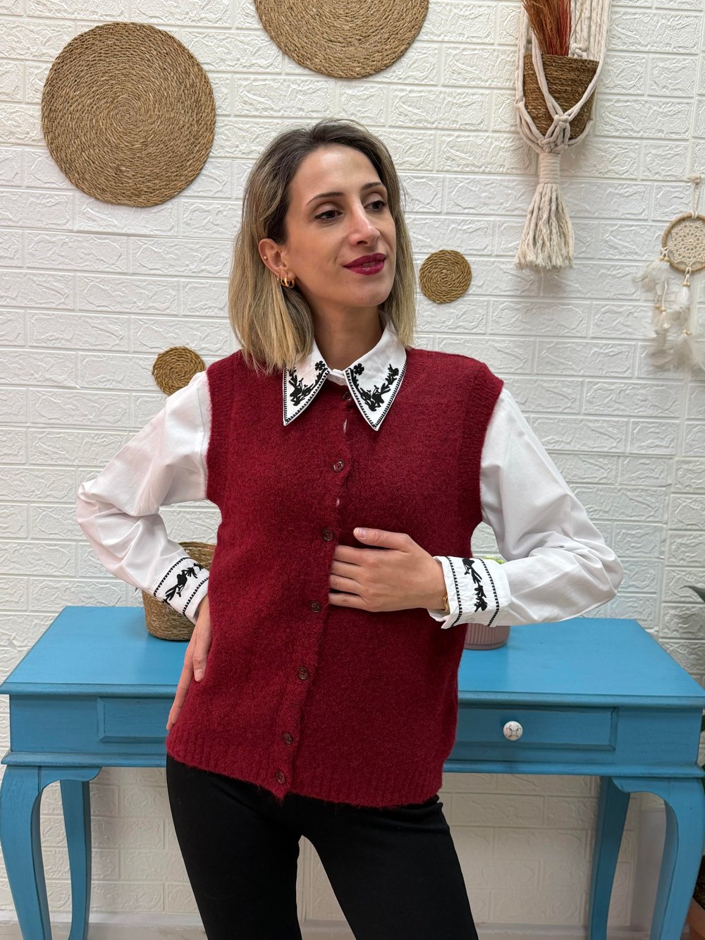 BORDO DÜĞMELİ TRİKO YELEK