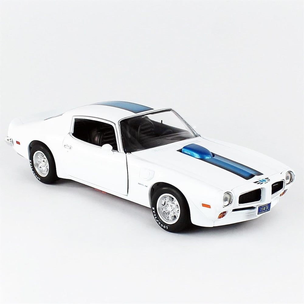 AutoWorld AMM1267 1/18 Ölçek, 1971 Pontiac Firebird Trans Am, White, Sergilemeye Hazır Metal Araba Modeli