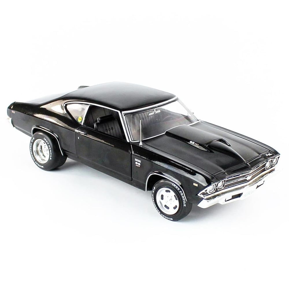AutoWorld AMM1269 1/18 Ölçek, 1969 Chevy Chevelle Baldwin Motion, Tuxedo Black, Sergilemeye Hazır Metal Araba Modeli
