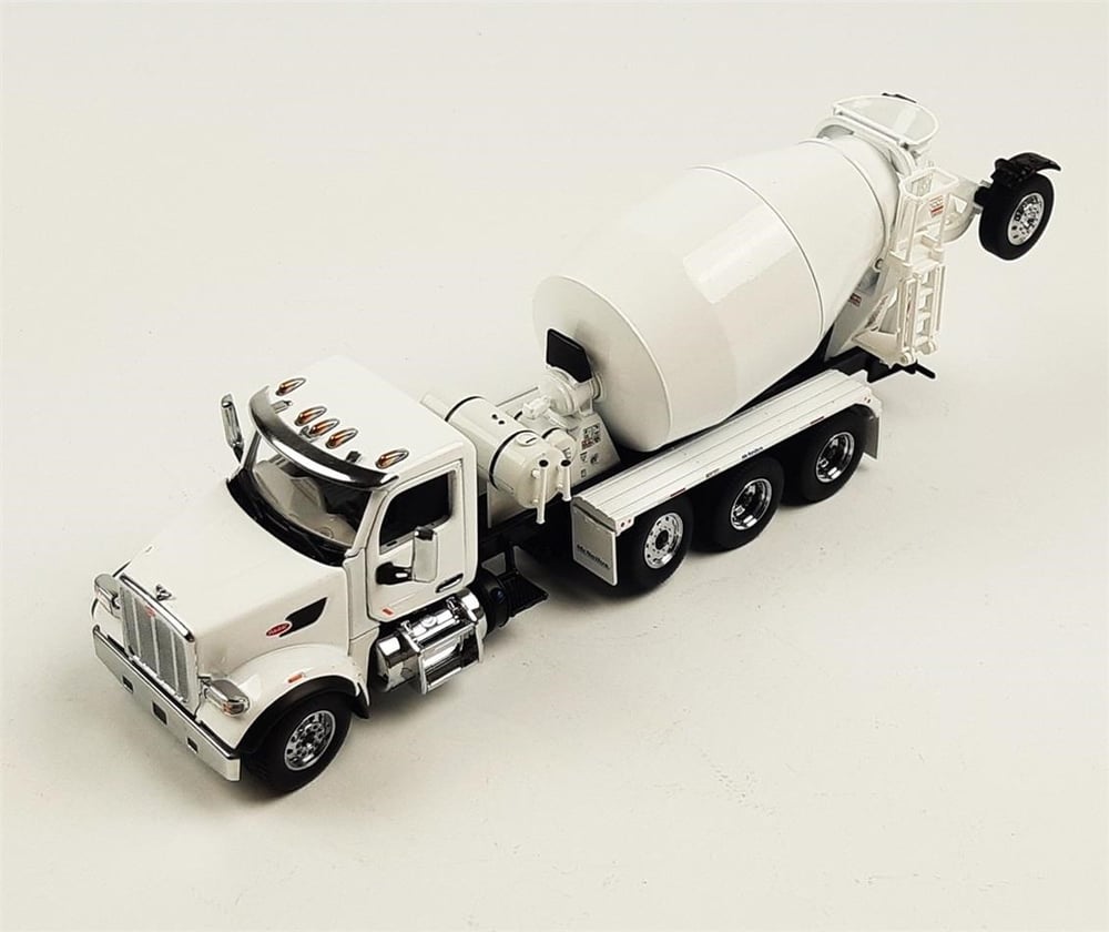 Diecast Masters 71074 1/50 Ölçek, Peterbilt 567 3 akslı Çimento Mikseri, Beyaz, Sergilemeye Hazır Metal Model