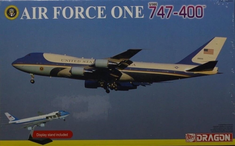 Dragon 14703 1/144 Ölçek, Boeing 747-400 (Air Force One) Yolcu Uçağı Plastik Model Kiti