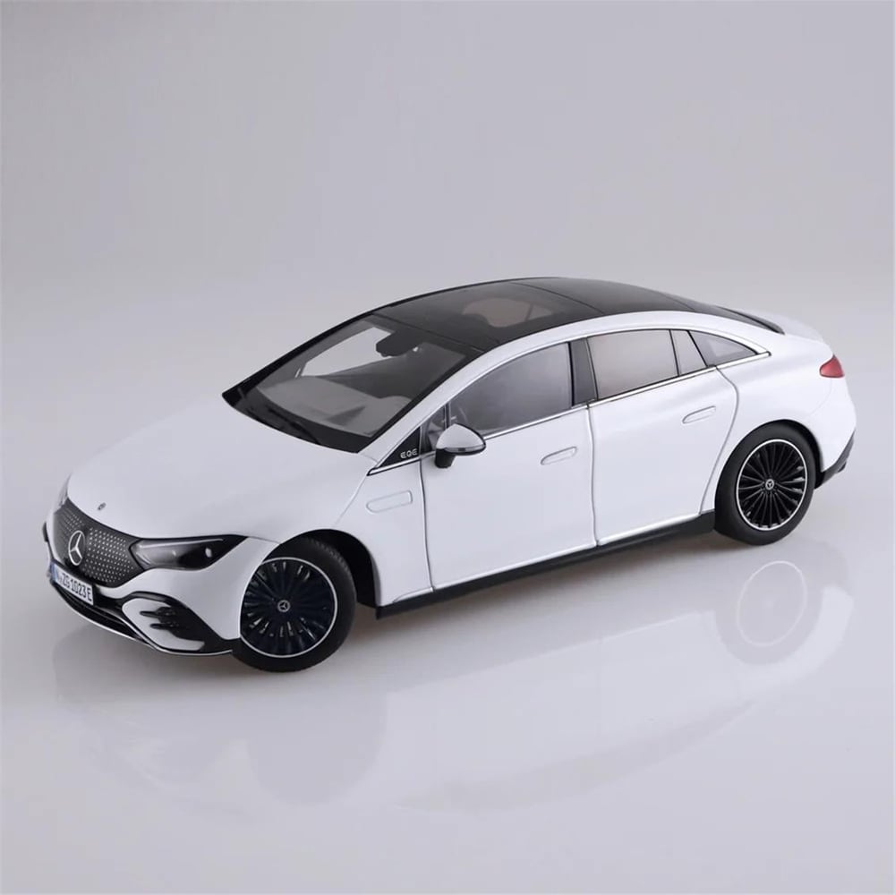 NZG 1023/41 1/18 Ölçek, Mercedes-Benz EQE, Opalit Beyaz, Sergilemeye Hazır Metal Araba Modeli