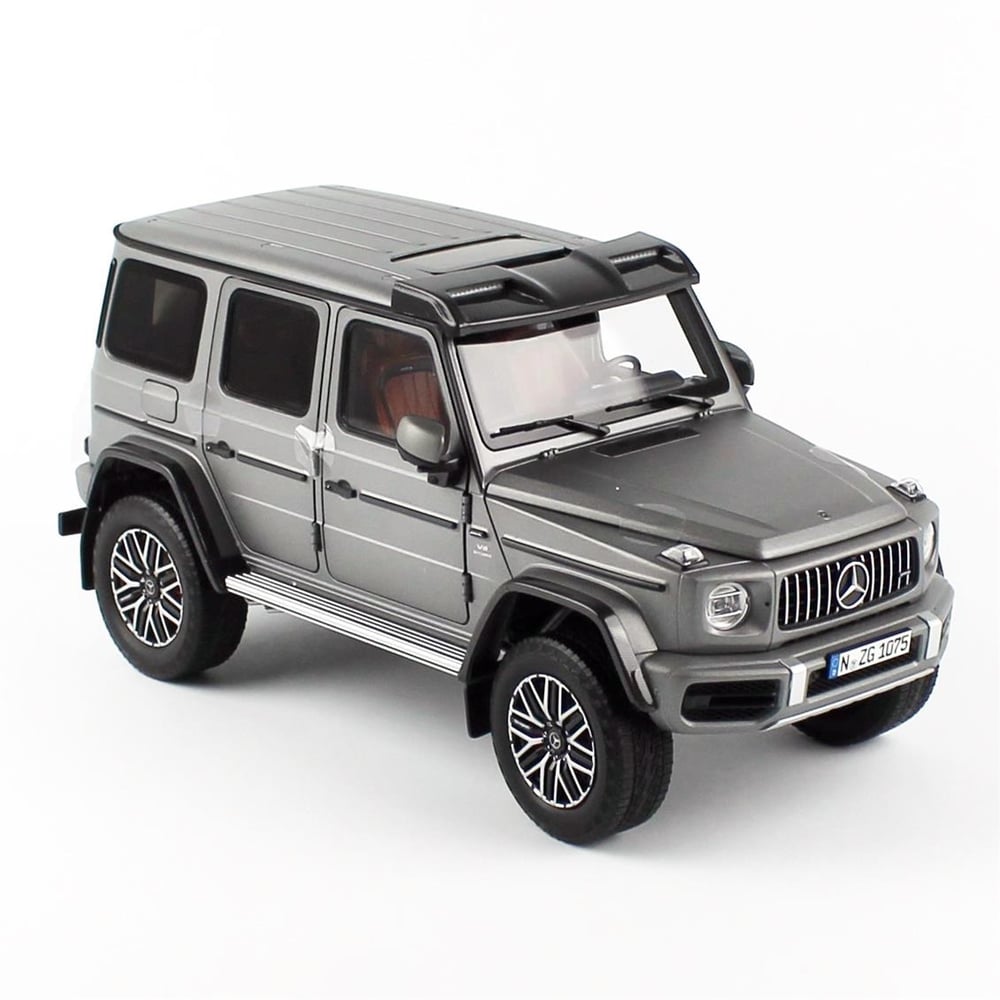 NZG 1075/61 1/18 Ölçek, Mercedes-AMG G 63, Platin Magno, Sergilemeye Hazır Metal Model
