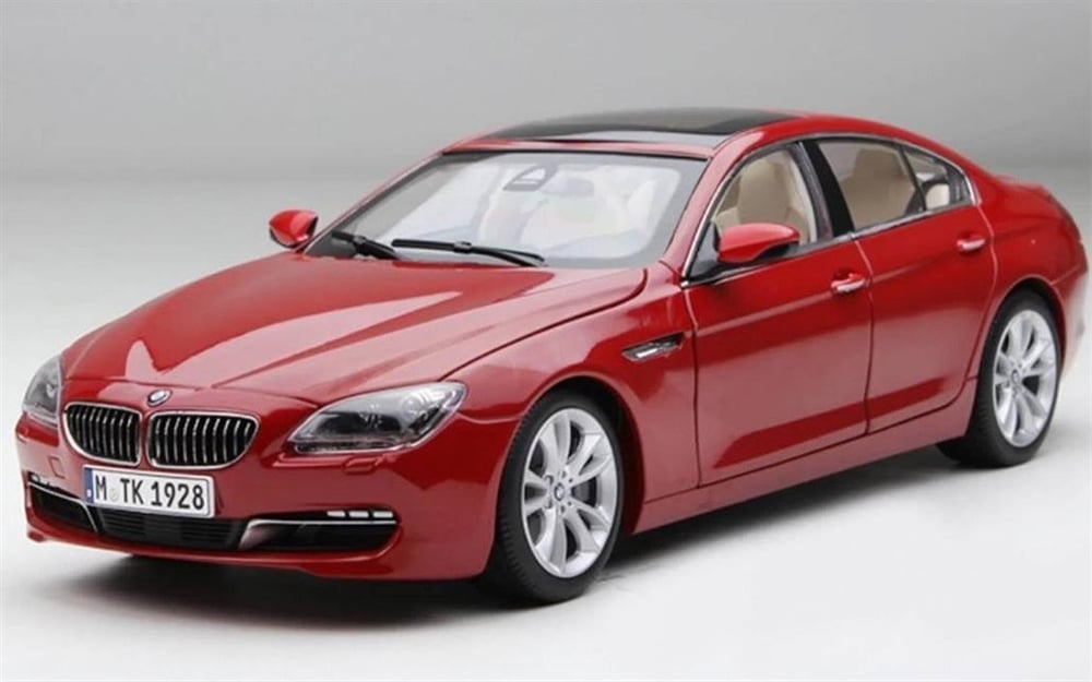 Paragon 97033 1/18 Ölçek, BMW F06 650i GC Melbourne Red Sergilemeye Hazır Metal Araba Modeli