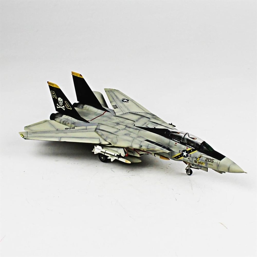 QD004 1/72 F-14A Tomcat Sergilemeye Hazır Plastik Uçak Modeli