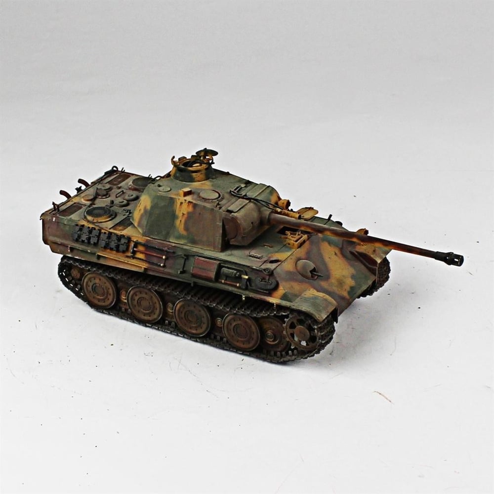 QD261 1/35 Panther, Tamiya, Sergilemeye Hazır Plastik Tank Modeli