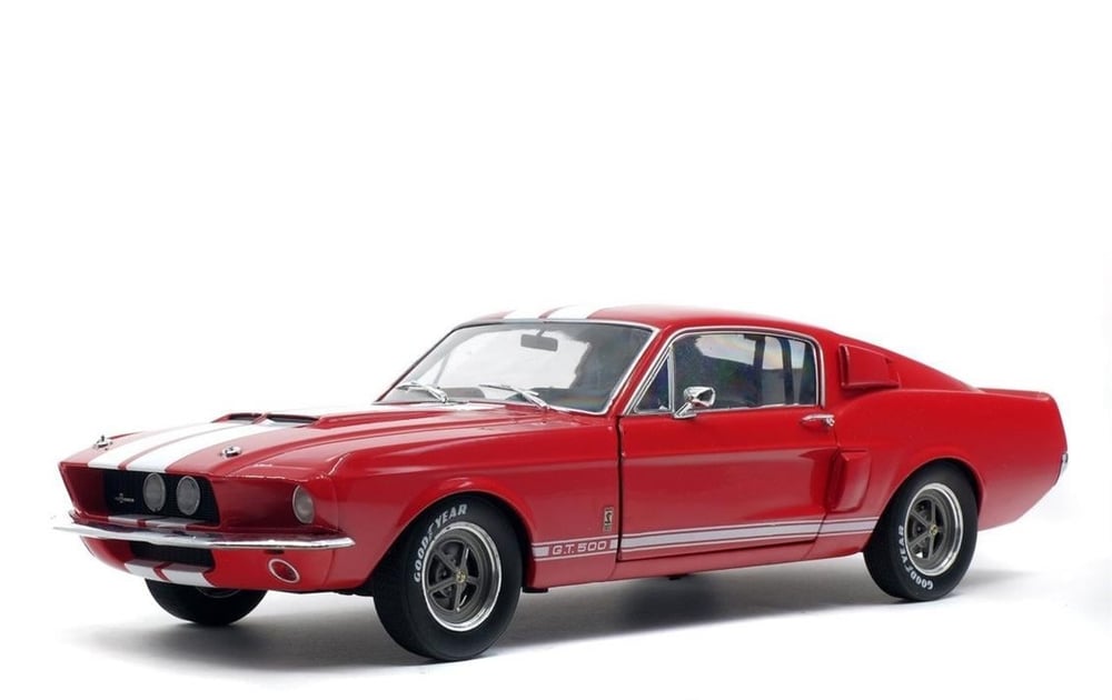 Solido S1802902 1/18 Ölçek, 1967 Shelby Mustang GT500-Kırmızı üzeri Beyaz Çizgili-Sergilemeye Hazır Metal Araba Modeli