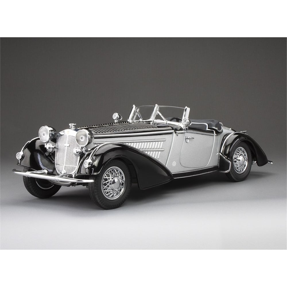 Sunstar 2410 1/18 Ölçek, 1939 Horch 855 Roadster, Gri Gümüş/Koyu Mavi, Sergilemeye Hazır Metal Araba Modeli