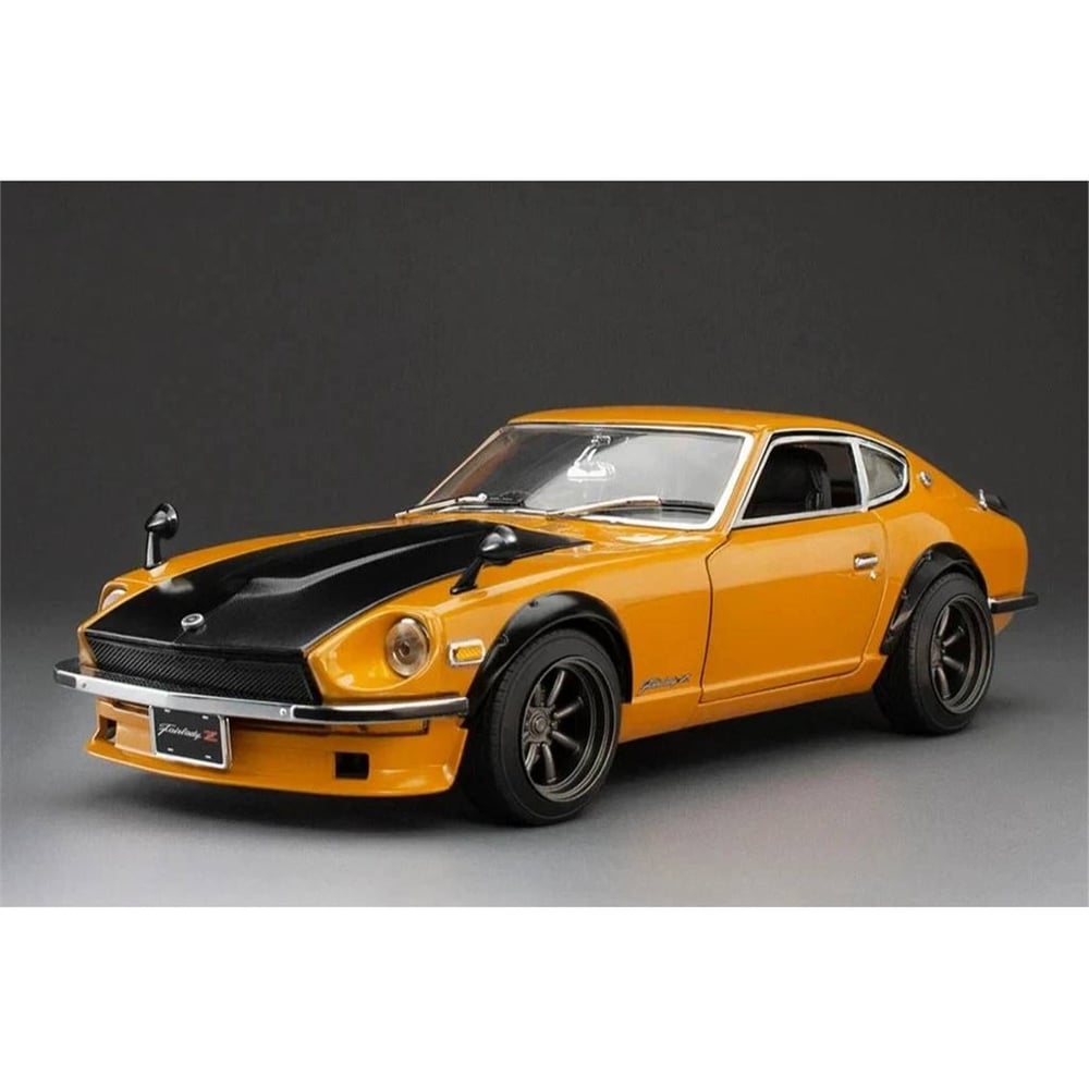 Sunstar 3516 1/18 Ölçek, 1972 Fairlady Z (S30), Turuncu (RHD), Sergilemeye Hazır Metal Araba Modeli