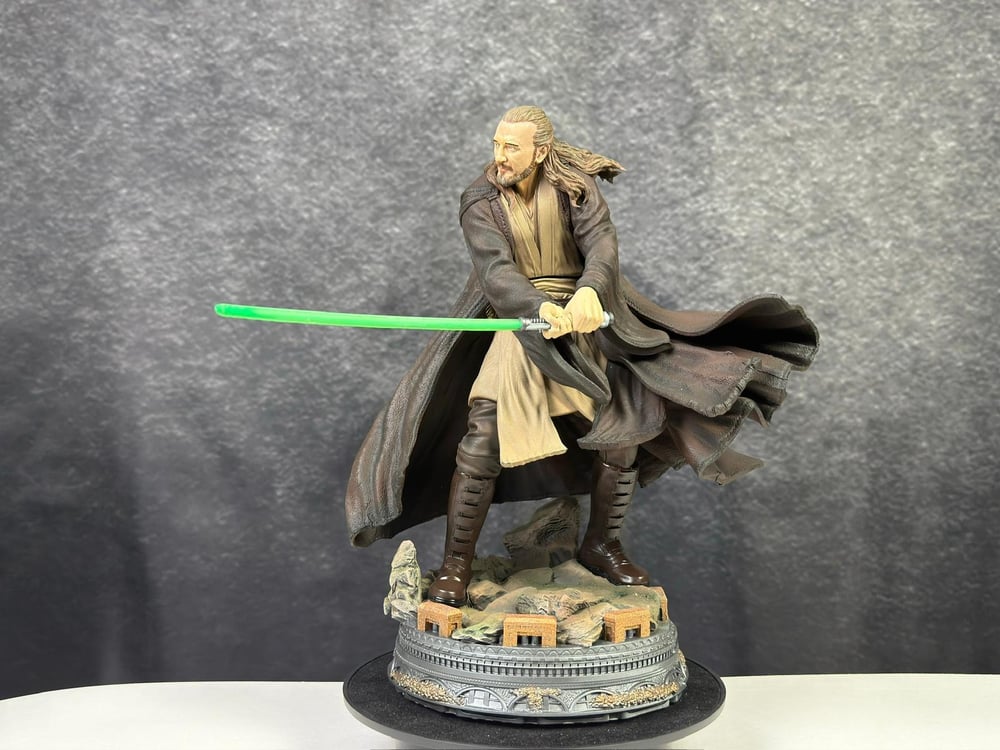 STAR WARS QUİ-GON JİNN (IŞIKLI LİGHT SABER)