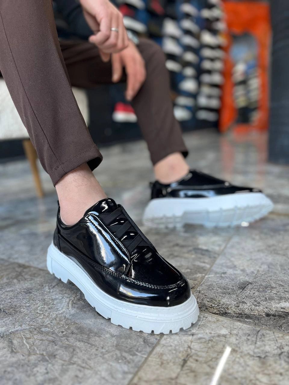 KB-703 Kuback Siyah Rugan Lastikli Günlük Erkek Ayakkabı