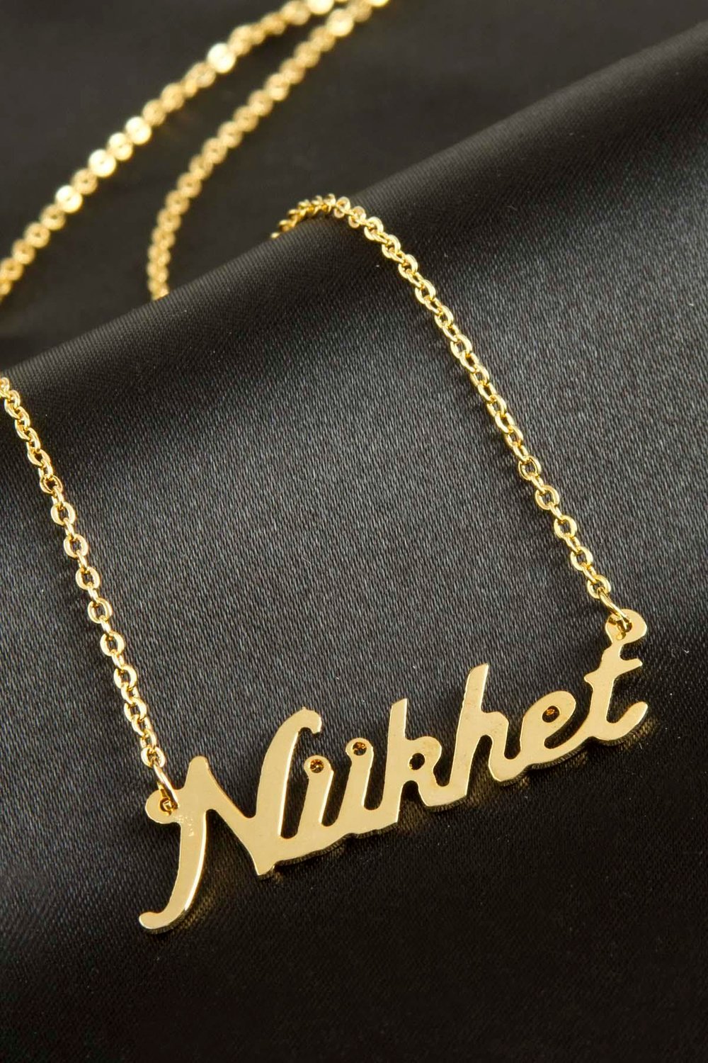 Nükhet isimli kolye (Kişiye Özel)