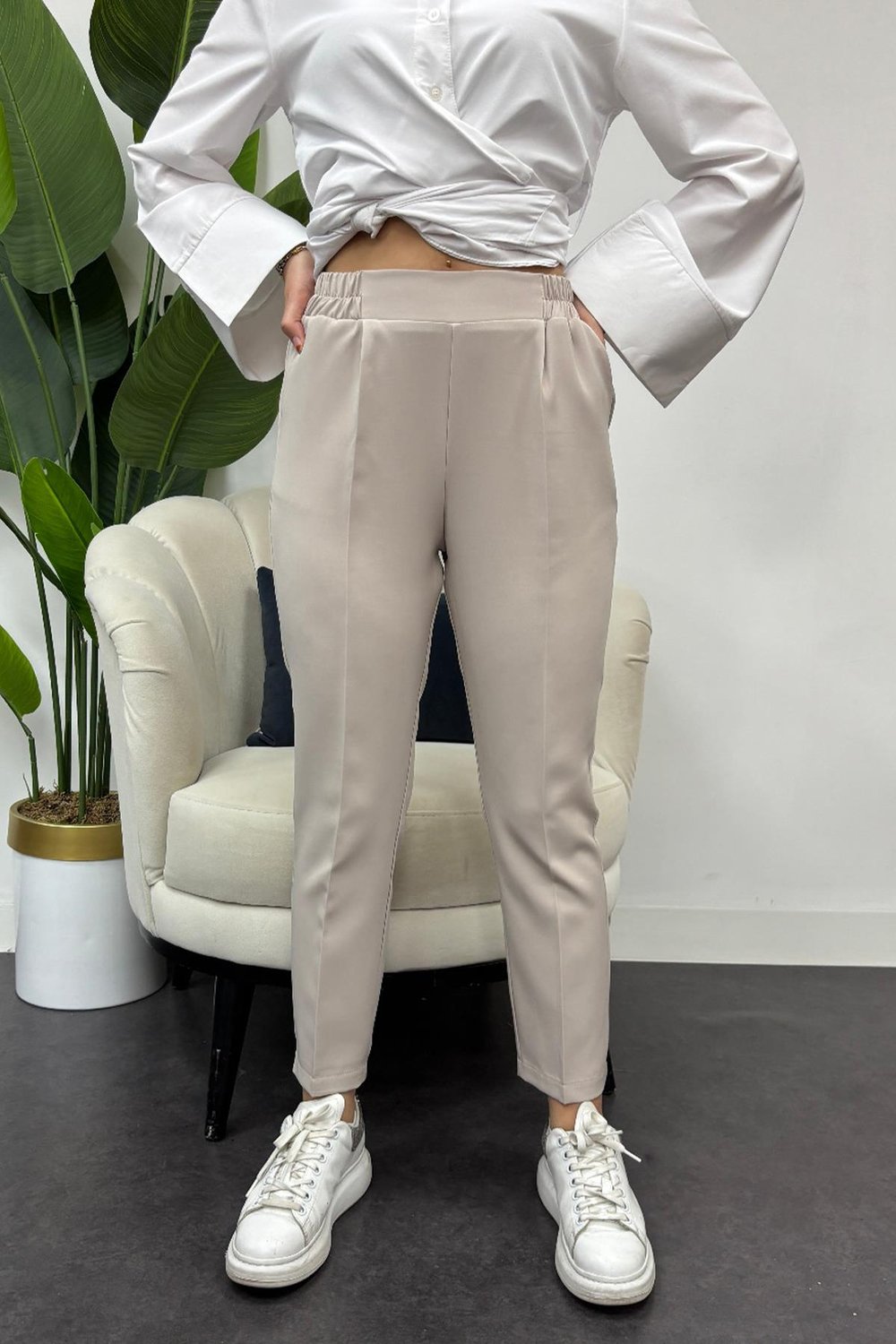 Kadın Beli Lastikli Bilek Boy Pantolon - Bej