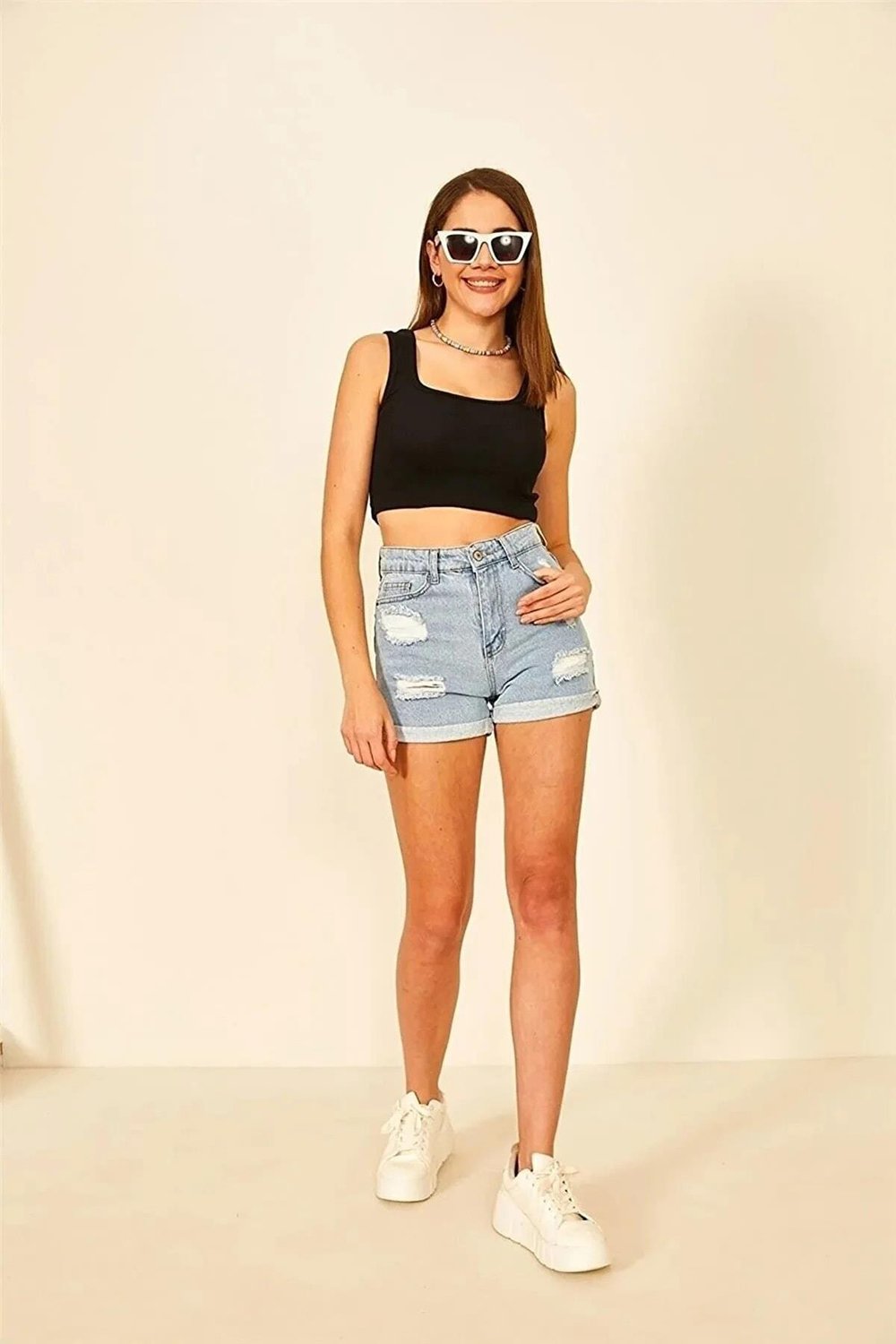 Kadın Siyah Askılı Kaşkorse U Yaka Crop Top Büstiyer Bluz