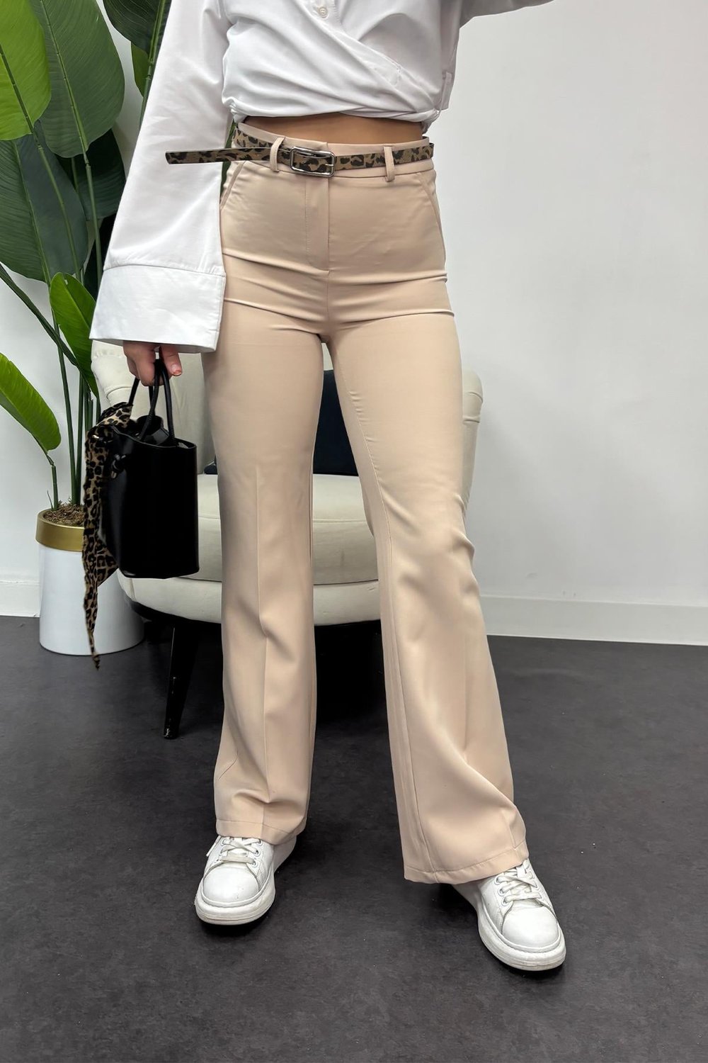 Krep Kumaş Klasik Model Pantolon-Bej