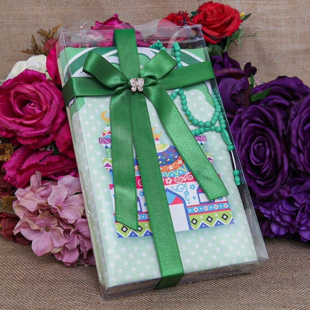 Çocuk Seccadesi 45*82 cm Sahra Yeşil & Kokulu Tesbih Yeşil & Ahmet Namaz Kılıyor Puzzle