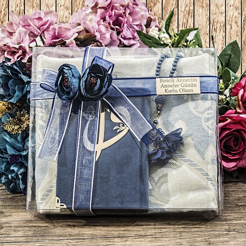 Hediyelik Seccade, İnci Tesbih, Kur'an-ı Kerim, Asetat Kutulu (26×23) Paket Lacivert