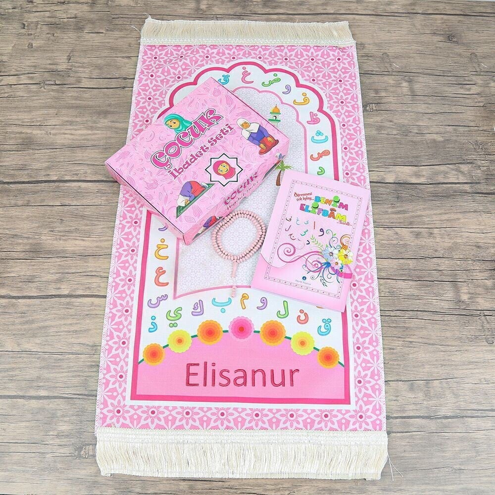 İsme Özel Çocuk Seccadesi ve Eğitici Kitabı Namaz Seti  - Pembe 45x82 cm - 110 gr - Tesbih