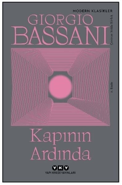 Kapının Ardında