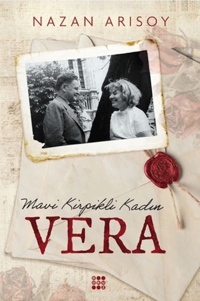 Mavi Kirpikli Kadın Vera