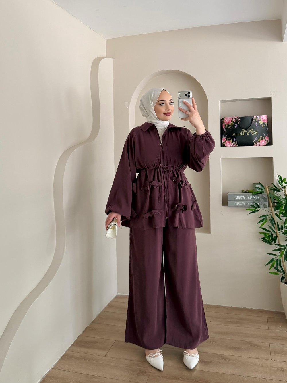 Asmin Pantalonlu Takım