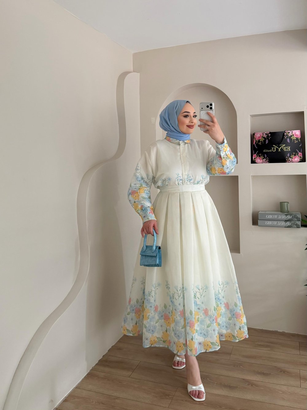 Baret Çiçek Desenli Etekli Takım