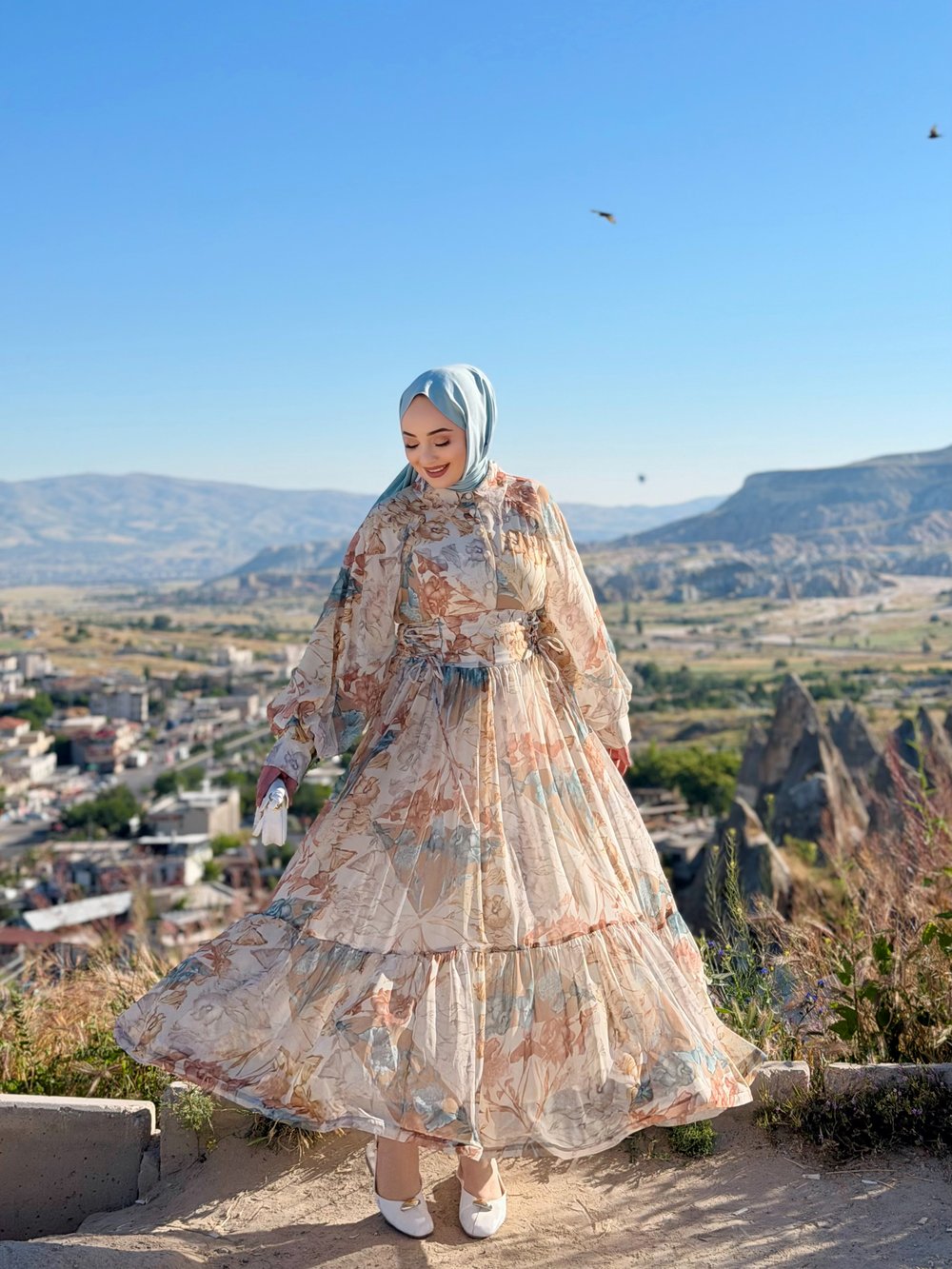 Belden Bağlamalı Ela Elbise 