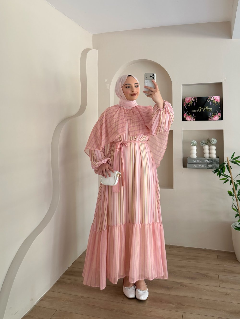 Bellura Pelerin Yaka Detaylı Çizgi Desen Elbise